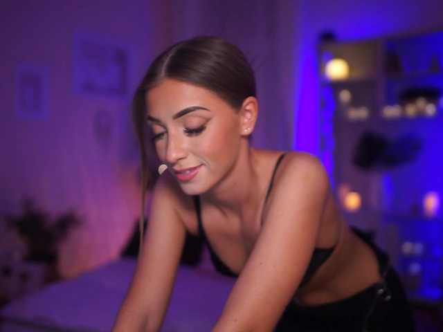 Емитувани слики од екранот LovingFlamee