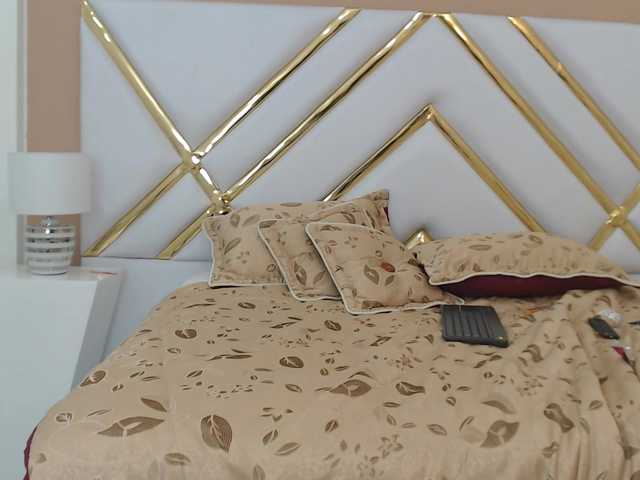 Емитувани слики од екранот LucianaCollin