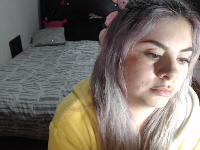 Емитувани слики од екранот lucilehm