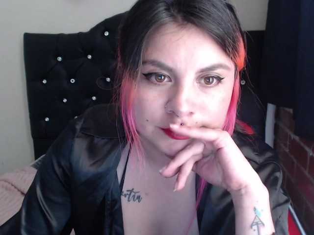 Емитувани слики од екранот lucilehm