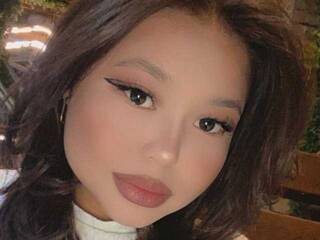 Еротски видео разговор Lucky-Lioness