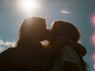 Еротски видео разговор Luckystars