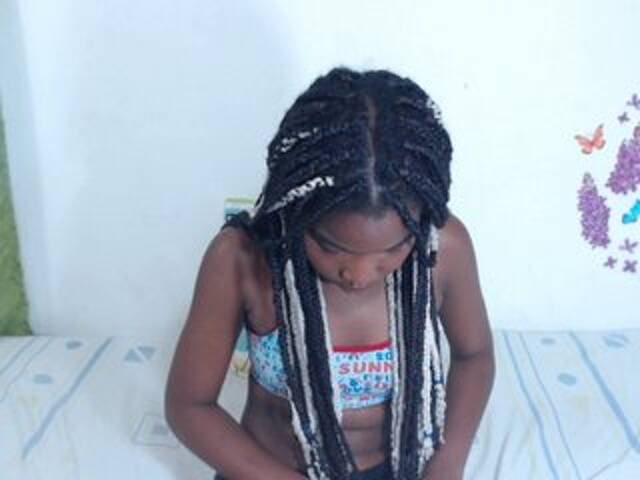 Емитувани слики од екранот lucyebano