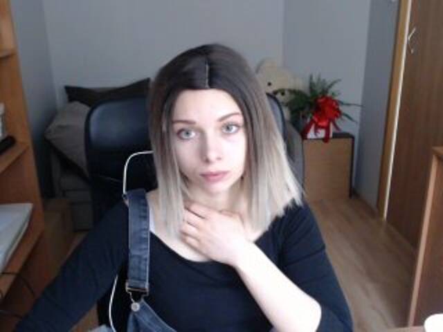 Емитувани слики од екранот LucySmith