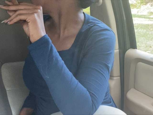 Емитувани слики од екранот Luicy