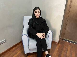 Еротски видео разговор LuiMoxi