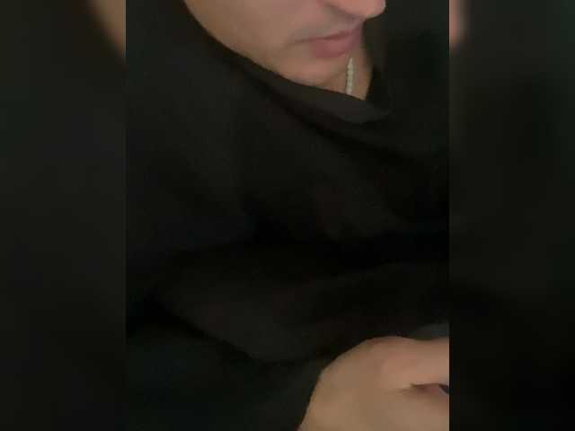 Емитувани слики од екранот lukebransonxxx1