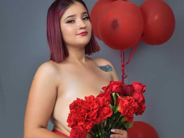 Фотографија на профилот lunabigboobs