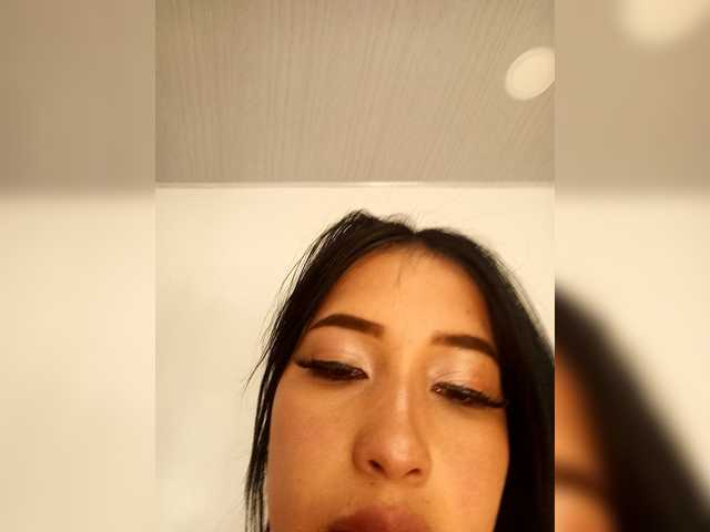 Емитувани слики од екранот LunaBytee