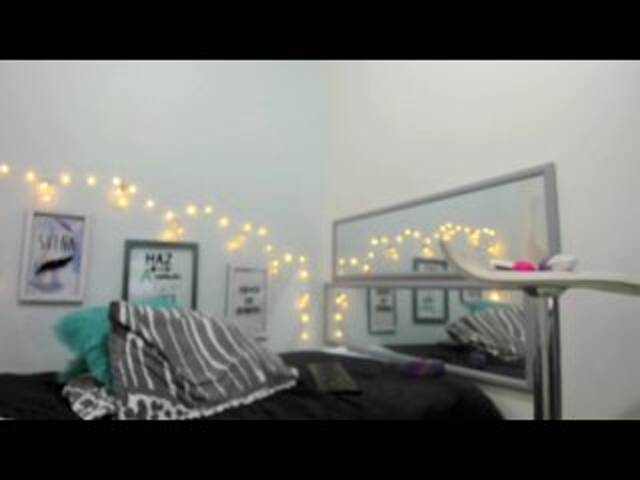 Емитувани слики од екранот lupe-bell