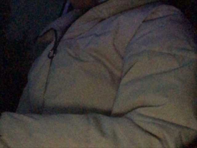 Емитувани слики од екранот -Your-Jussy-