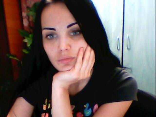 Емитувани слики од екранот LusiaSweet