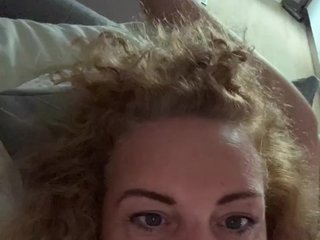 Еротски видео разговор Lussyanna