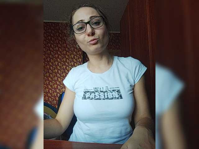 Емитувани слики од екранот LuxViola