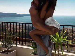 Еротски видео разговор LUYALEBC