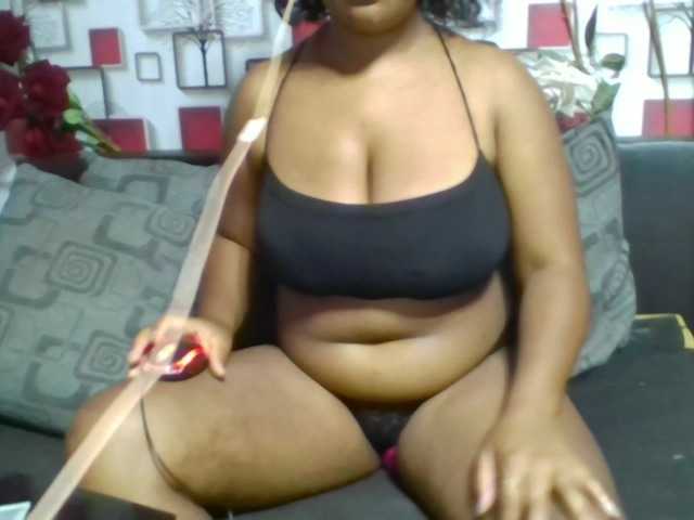 Емитувани слики од екранот LyahGold