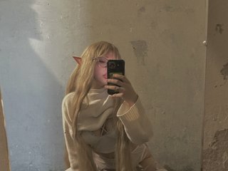 Еротски видео разговор LylyBearrr