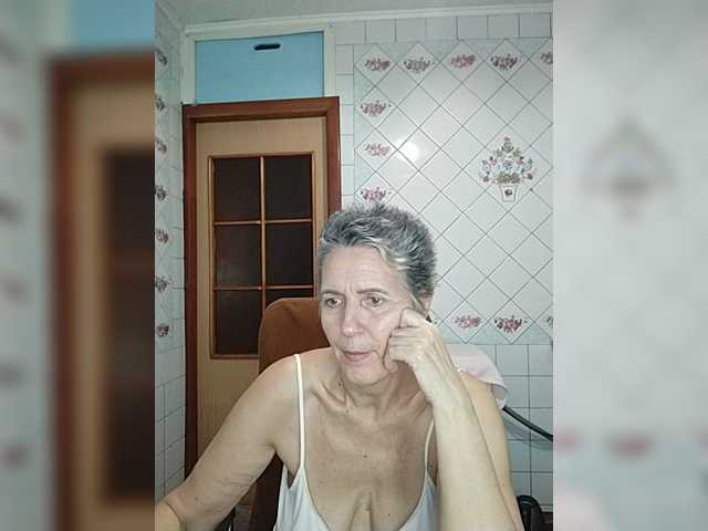 Емитувани слики од екранот lukerya