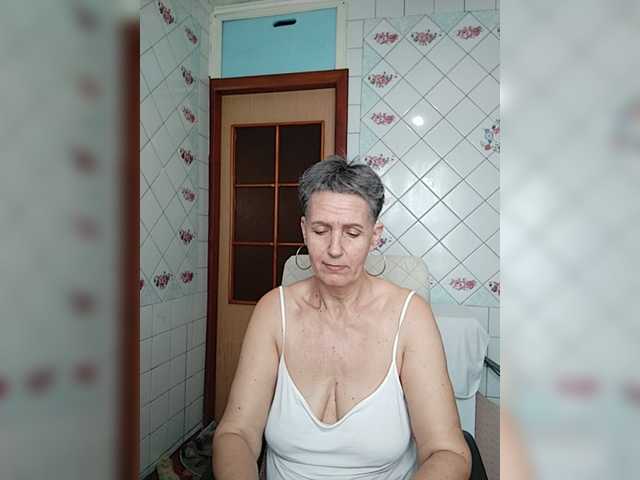 Емитувани слики од екранот lukerya