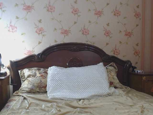 Емитувани слики од екранот madam0101