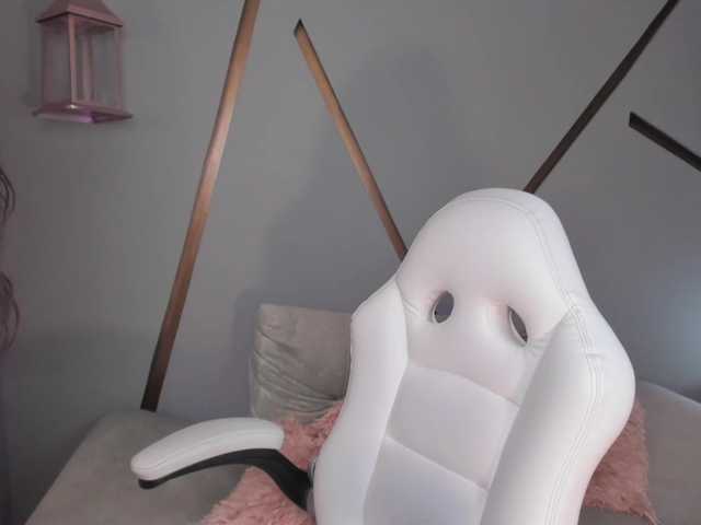 Емитувани слики од екранот MaddyHunter