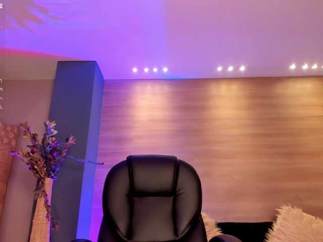 Емитувани слики од екранот MaddyHunter