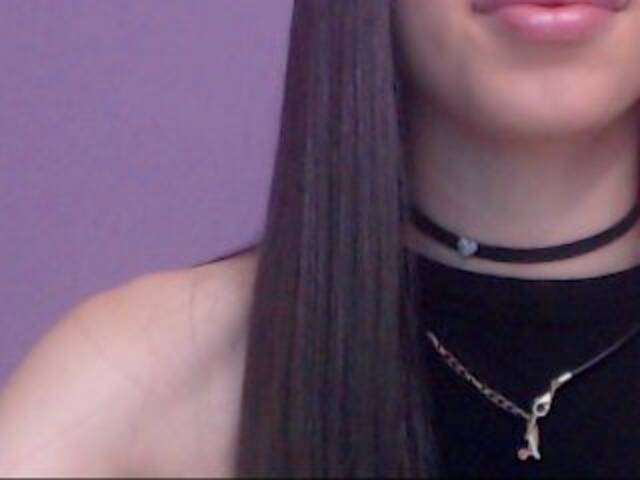 Емитувани слики од екранот Madellyn