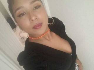 Еротски видео разговор Madison-88