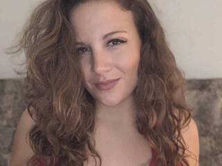 Еротски видео разговор MadisonCarter