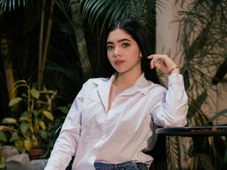 Еротски видео разговор MadisonDupont