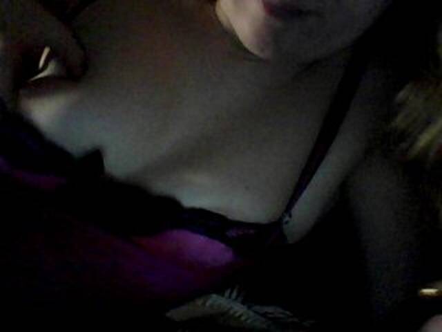 Емитувани слики од екранот madonnna