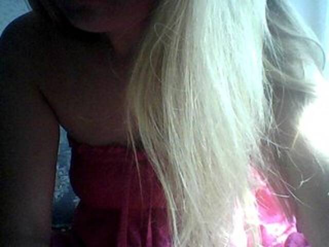 Емитувани слики од екранот madonnna