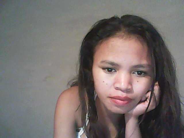 Емитувани слики од екранот Maelah