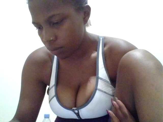 Емитувани слики од екранот MaggieMie