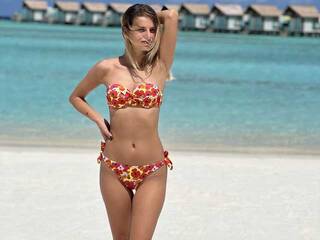 Еротски видео разговор MajaTheBee