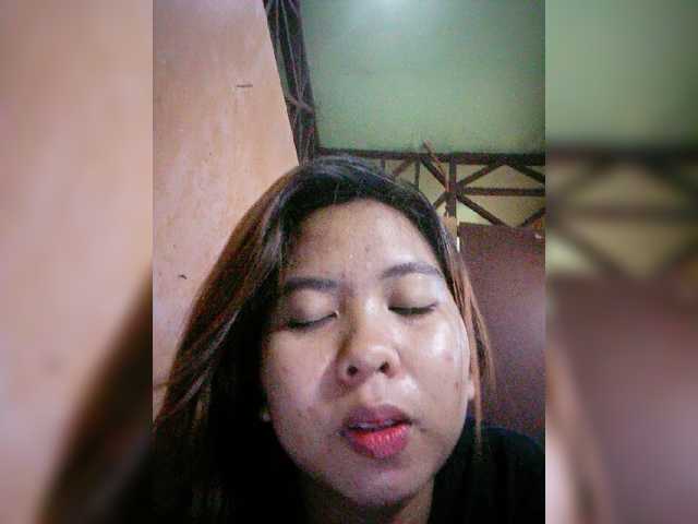 Емитувани слики од екранот Makisato