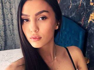 Еротски видео разговор MalinaMaze