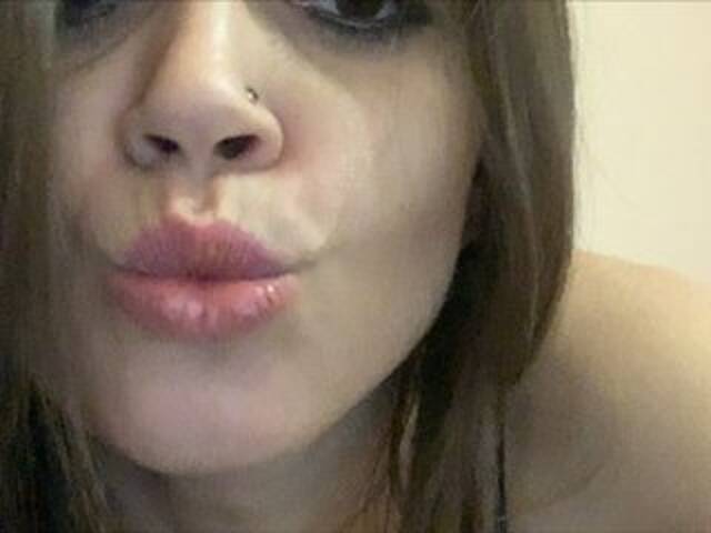 Емитувани слики од екранот malinka777