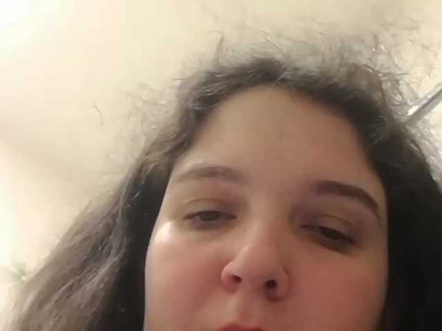 Емитувани слики од екранот Mandarina69