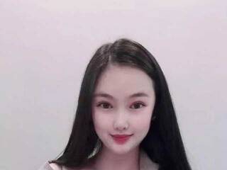 Еротски видео разговор Mandy-HuoWu