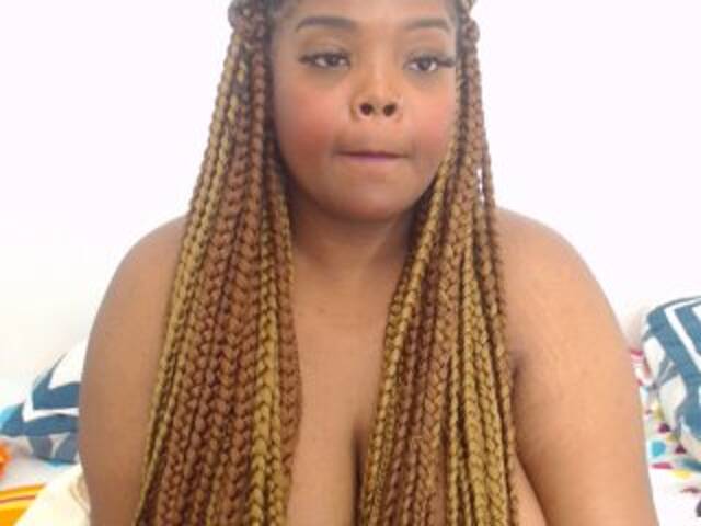 Емитувани слики од екранот MandyJensen