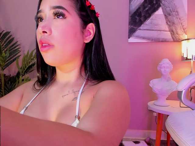 Фотографии ManuelaFranco Your tongue will make me have a delicious vibe⭐ Fuckme at goal @remain ♥ @PVT Open ♥