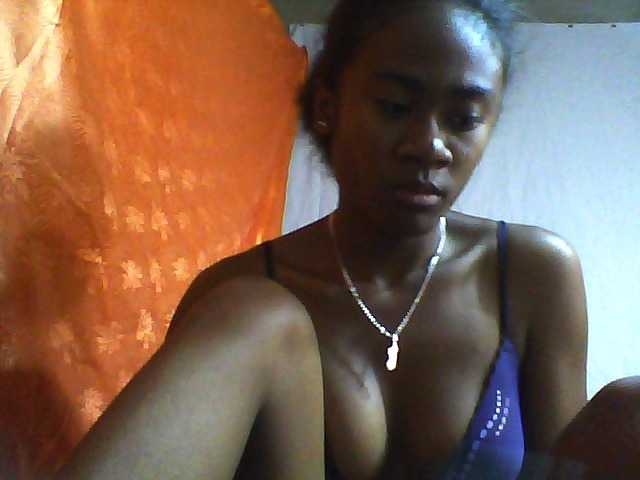 Емитувани слики од екранот Mareybelle