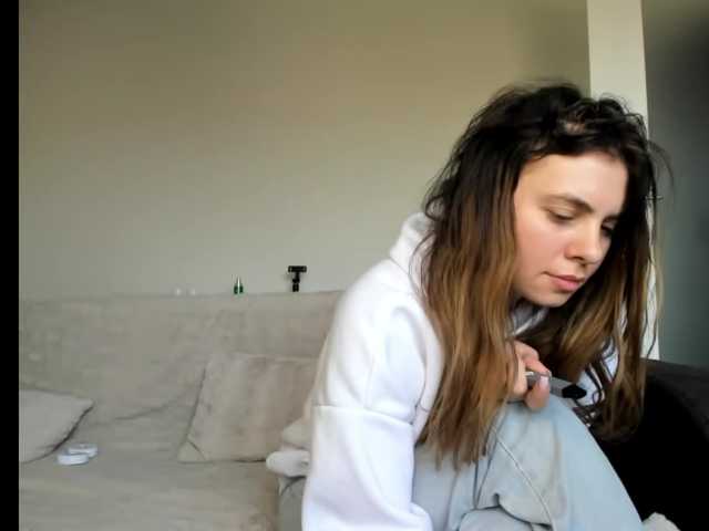 Емитувани слики од екранот __MARGO__