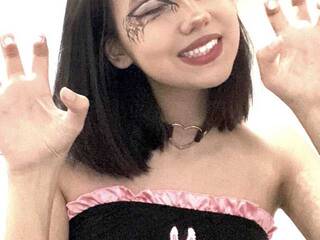 Еротски видео разговор MargoRoss