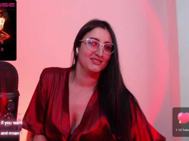 Емитувани слики од екранот Maria13V