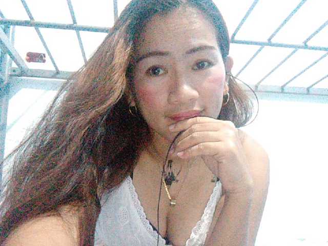 Емитувани слики од екранот mariamakiling