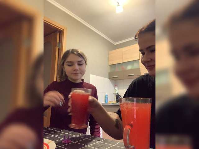 Емитувани слики од екранот ssssssnakeee