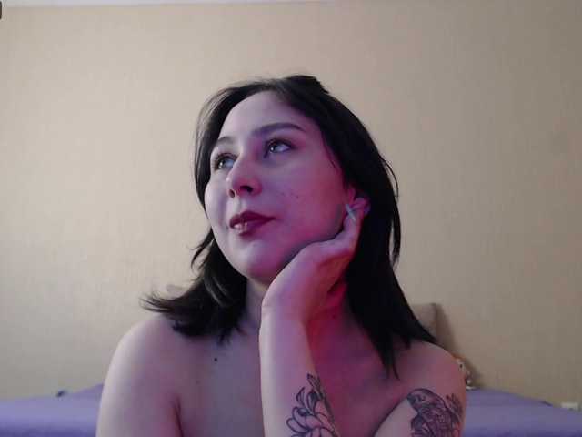 Емитувани слики од екранот MariaWilson