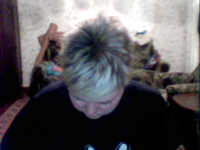 Емитувани слики од екранот MarieFoxy